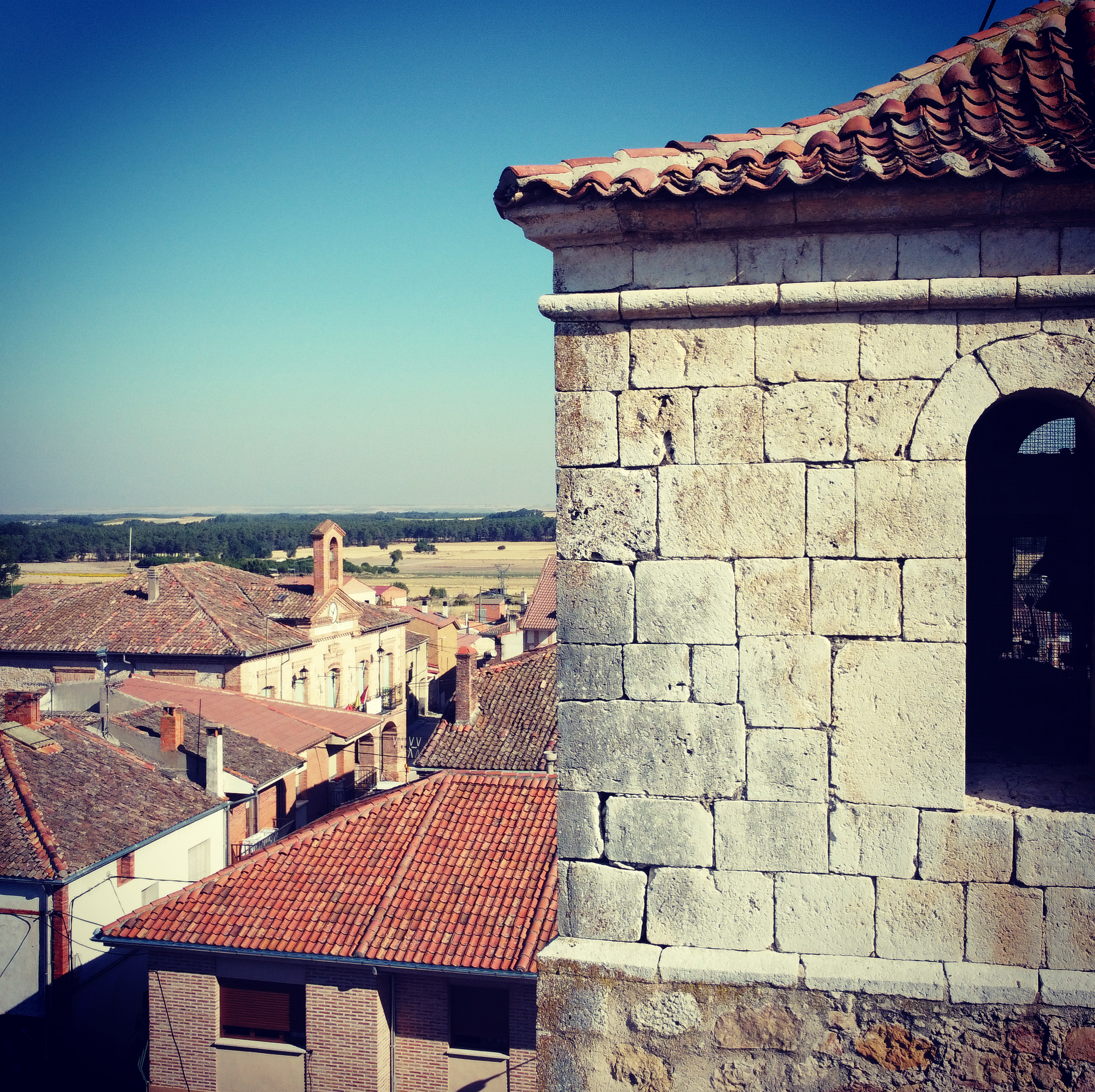 iglesia_ayuntamiento_lastras_de_cuellar